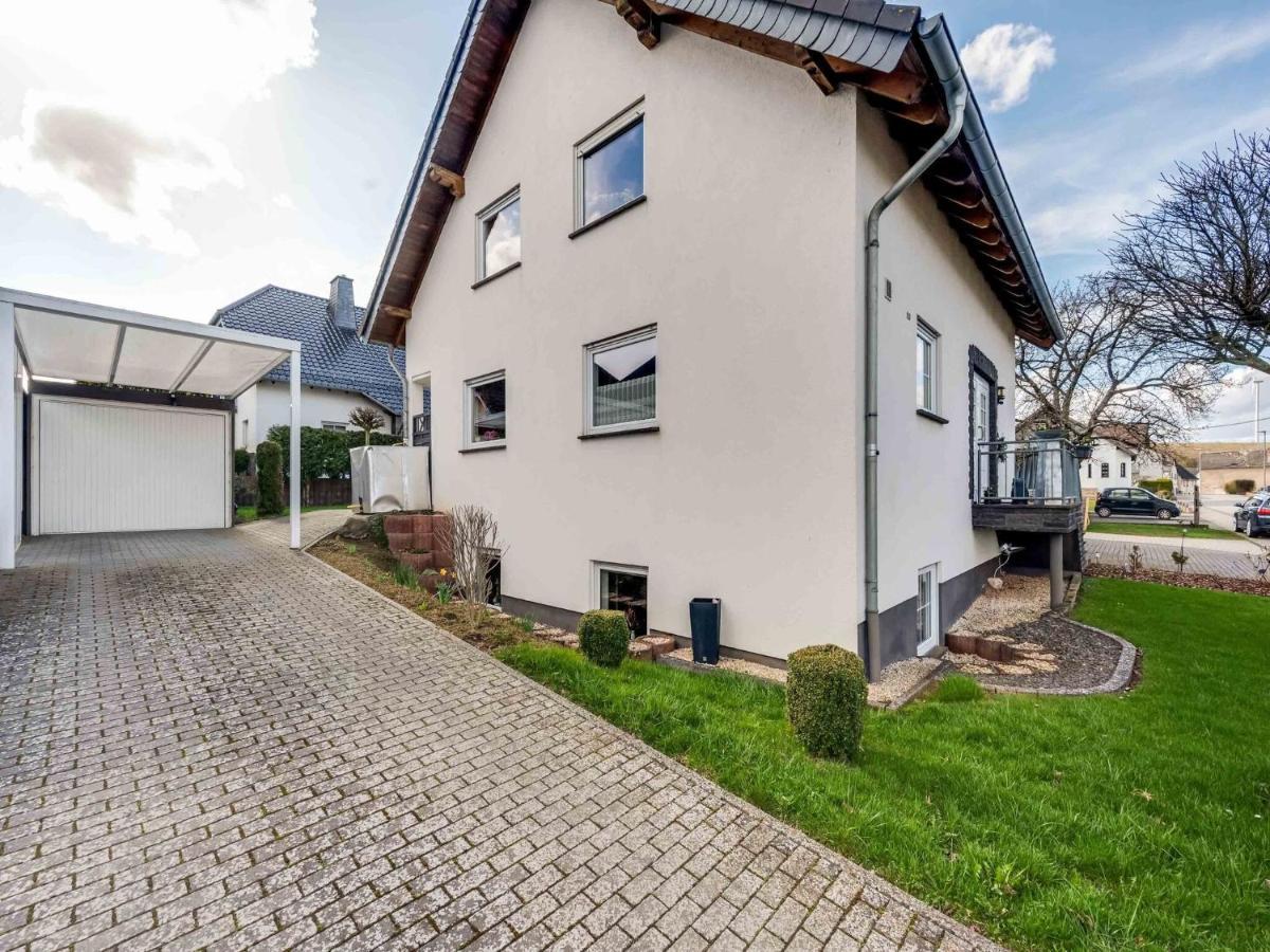 Holiday Home In The Eifel-Mosel With Garden Roes Exterior foto