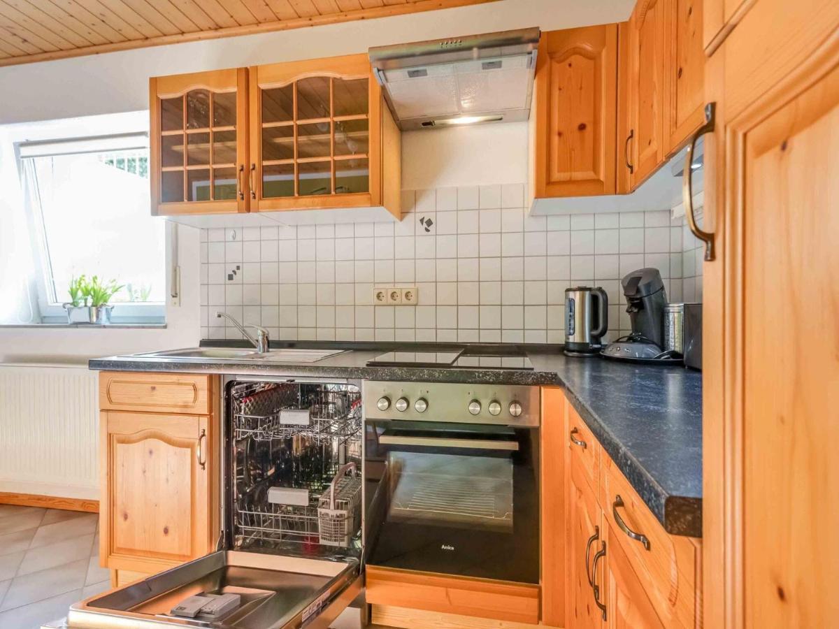 Holiday Home In The Eifel-Mosel With Garden Roes Exterior foto