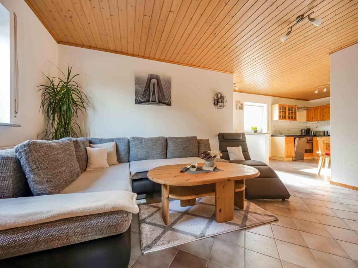 Holiday Home In The Eifel-Mosel With Garden Roes Exterior foto