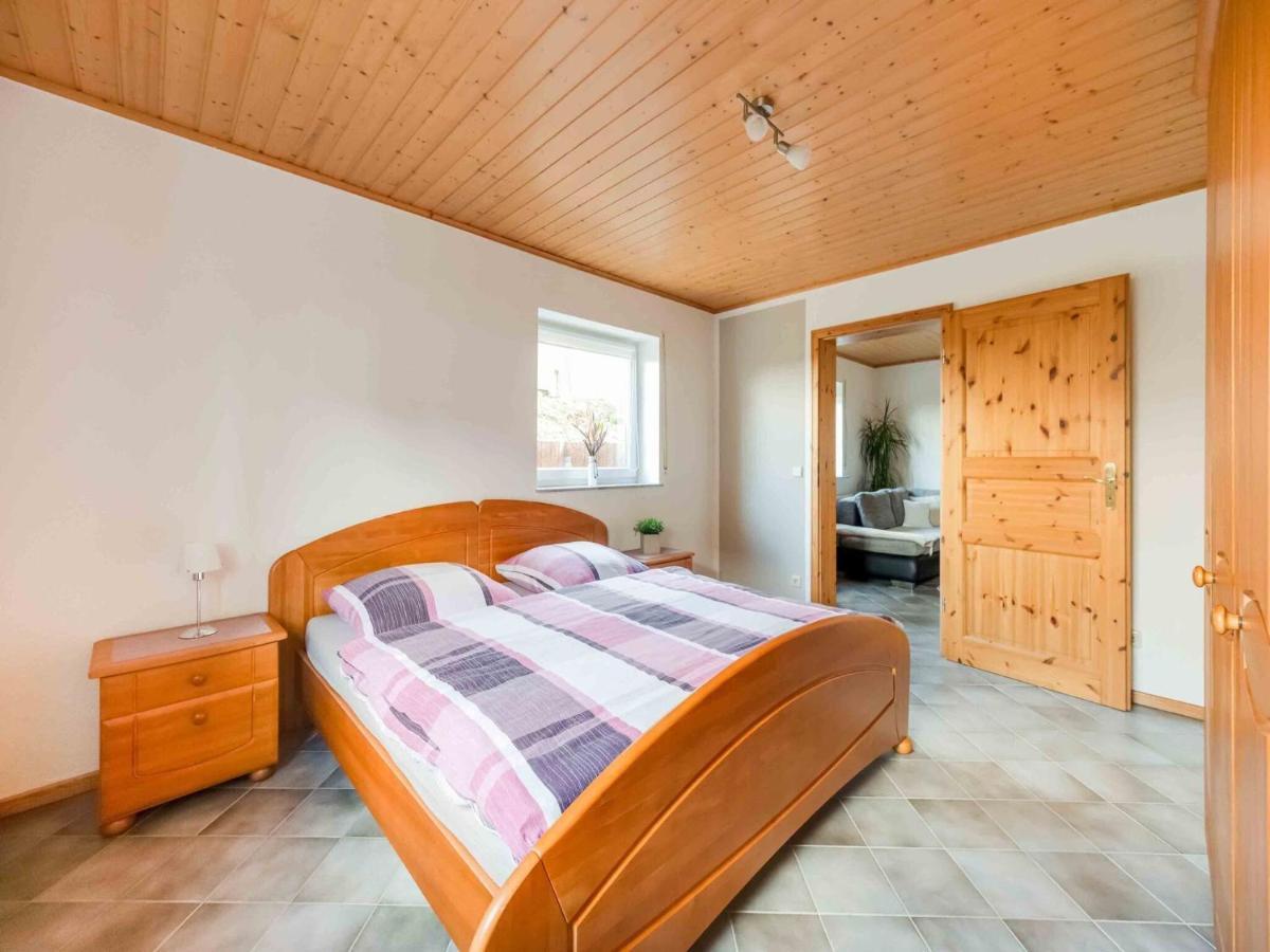 Holiday Home In The Eifel-Mosel With Garden Roes Exterior foto