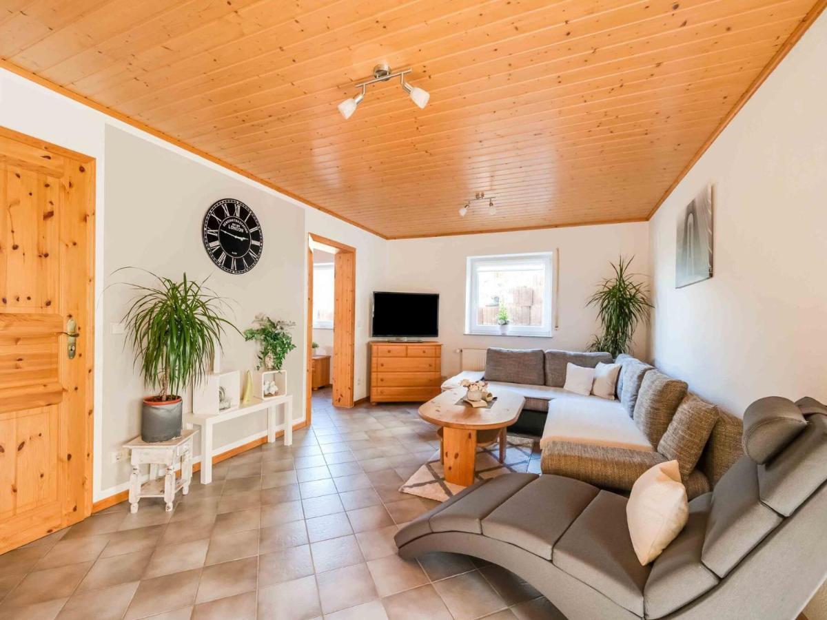 Holiday Home In The Eifel-Mosel With Garden Roes Exterior foto